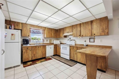 House in Bradenton, Florida 3 bedrooms, 149.29 sq.m. № 1518495 - photo 2