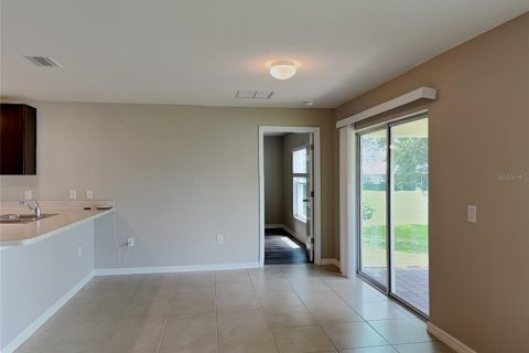 Casa en alquiler en Port Charlotte, Florida, 3 dormitorios, 128.95 m2 № 1877141 - foto 2