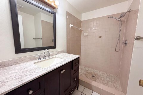 Купить виллу или дом в Тампа, Флорида 3 комнаты, 125.6м2, № 2150372 - фото 9