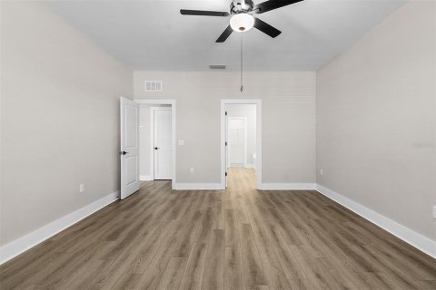 Casa en venta en Port Charlotte, Florida, 5 dormitorios, 223.8 m2 № 1425943 - foto 10
