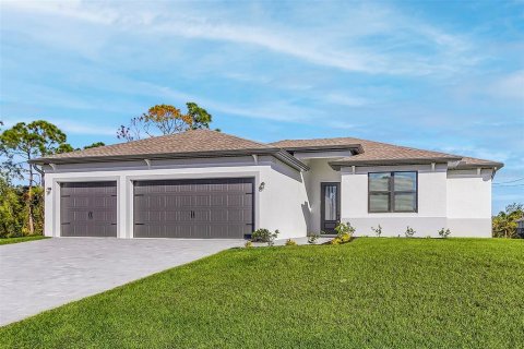 Casa en venta en Port Charlotte, Florida, 5 dormitorios, 223.8 m2 № 1425943 - foto 2