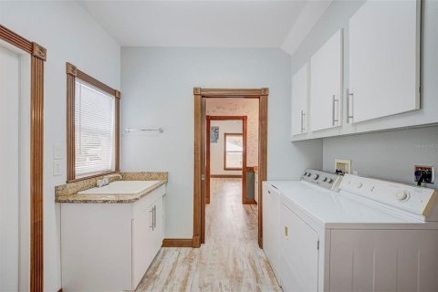 Casa en venta en Punta Gorda, Florida, 4 dormitorios, 199.37 m2 № 2138613 - foto 10