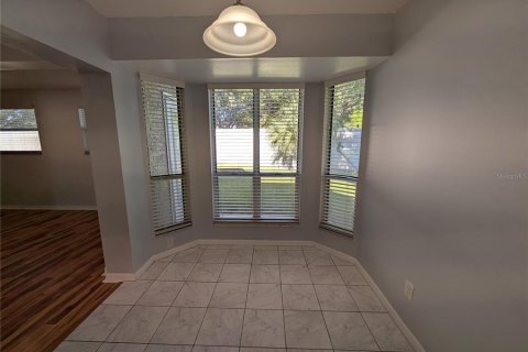 Casa en alquiler en Palm Harbor, Florida, 2 dormitorios, 139.07 m2 № 1916482 - foto 19