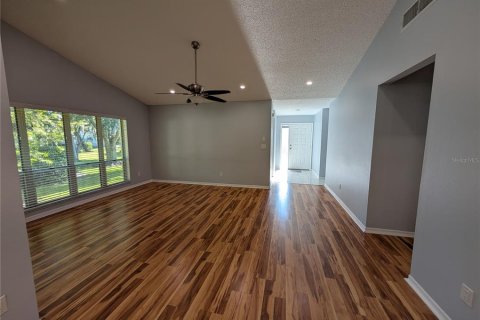 Casa en alquiler en Palm Harbor, Florida, 2 dormitorios, 139.07 m2 № 1916482 - foto 8