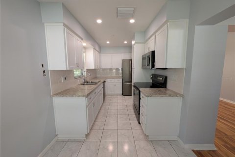 Casa en alquiler en Palm Harbor, Florida, 2 dormitorios, 139.07 m2 № 1916482 - foto 16