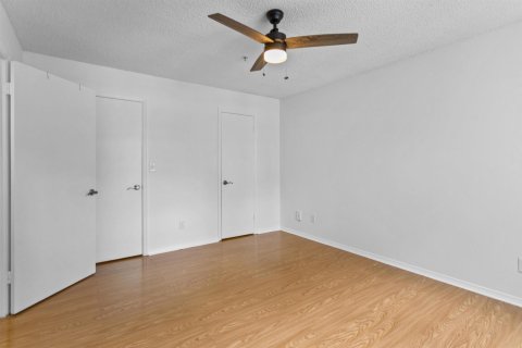 Copropriété à louer à Boynton Beach, Floride: 2 chambres, 83.8 m2 № 2263892 - photo 21
