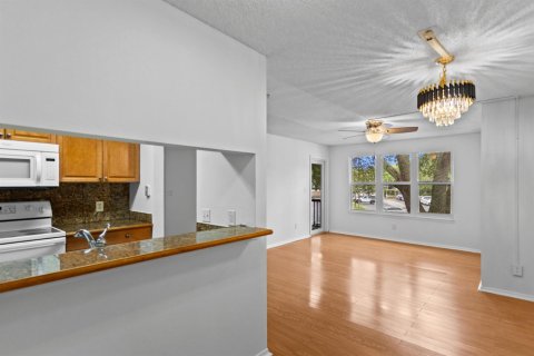 Copropriété à louer à Boynton Beach, Floride: 2 chambres, 83.8 m2 № 2263892 - photo 8