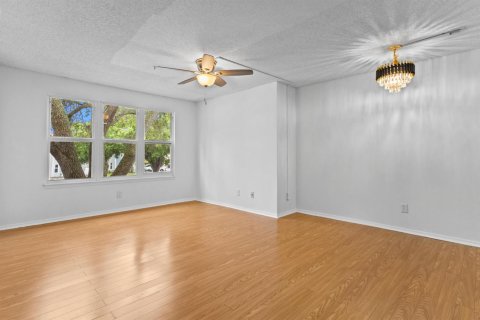 Copropriété à louer à Boynton Beach, Floride: 2 chambres, 83.8 m2 № 2263892 - photo 5