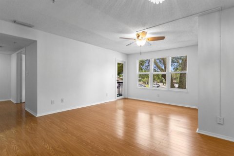 Copropriété à louer à Boynton Beach, Floride: 2 chambres, 83.8 m2 № 2263892 - photo 7