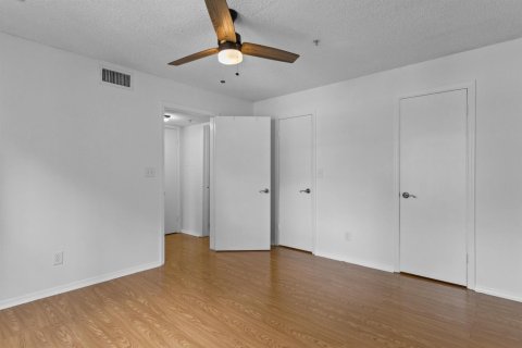 Copropriété à louer à Boynton Beach, Floride: 2 chambres, 83.8 m2 № 2263892 - photo 20