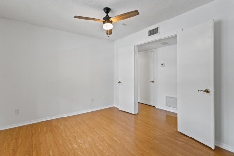 Copropriété à louer à Boynton Beach, Floride: 2 chambres, 83.8 m2 № 2263892 - photo 18
