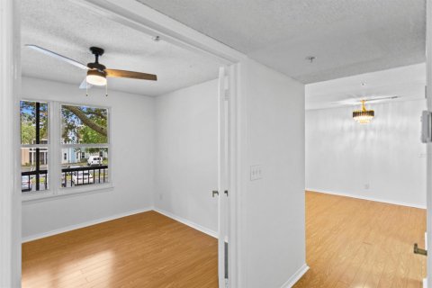 Copropriété à louer à Boynton Beach, Floride: 2 chambres, 83.8 m2 № 2263892 - photo 15