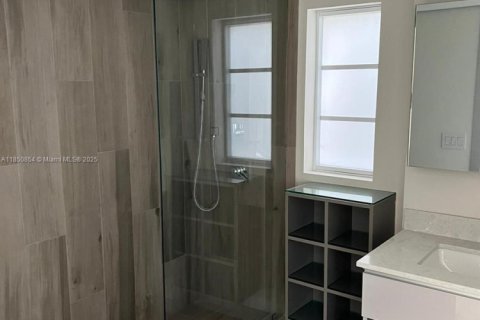 Immobilier commercial à vendre à Miami Beach, Floride № 2013852 - photo 7