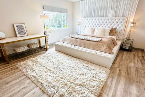 Immobilier commercial à vendre à Miami Beach, Floride № 2013852 - photo 29