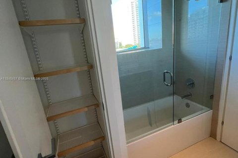 Condominio en venta en Aventura, Florida, 3 dormitorios, 207.92 m2 № 1961818 - foto 23