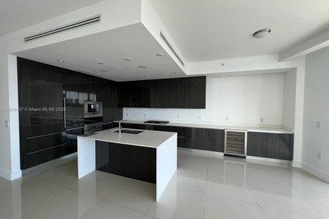 Condominio en venta en Aventura, Florida, 3 dormitorios, 207.92 m2 № 1961818 - foto 8