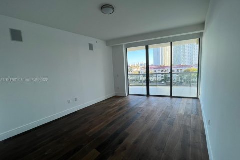 Condominio en venta en Aventura, Florida, 3 dormitorios, 207.92 m2 № 1961818 - foto 11