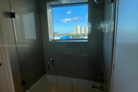 Condominio en venta en Aventura, Florida, 3 dormitorios, 207.92 m2 № 1961818 - foto 21