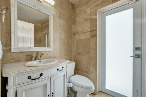 Villa ou maison à louer à Pembroke Pines, Floride: 3 chambres, 164.25 m2 № 2169311 - photo 16
