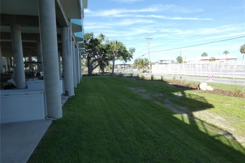 Condominio en venta en Horseshoe Beach, Florida, 2 dormitorios, 107.86 m2 № 2123295 - foto 28