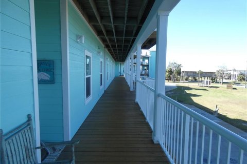 Condominio en venta en Horseshoe Beach, Florida, 2 dormitorios, 107.86 m2 № 2123295 - foto 3