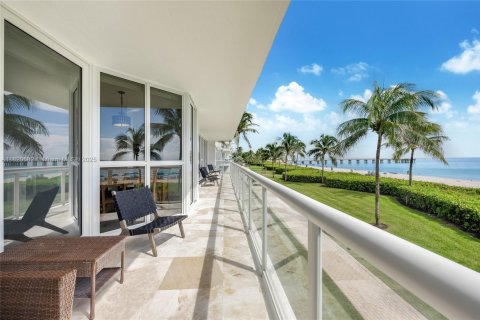 Condominio en alquiler en Sunny Isles Beach, Florida, 3 dormitorios, 208.1 m2 № 1779223 - foto 16