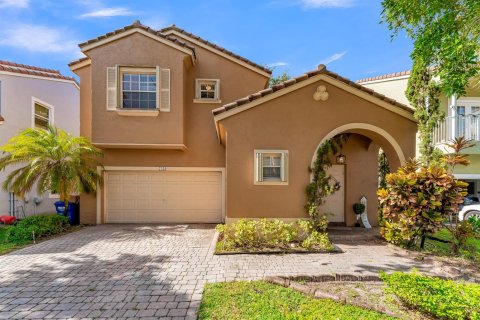 Casa en Pembroke Pines, Florida 3 dormitorios, 178.65 m2 № 2308024