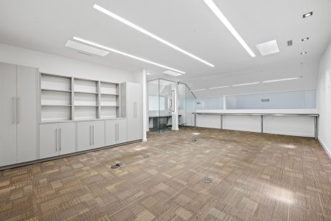 Propiedad comercial en venta en Fort Lauderdale, Florida № 2407598 - foto 20