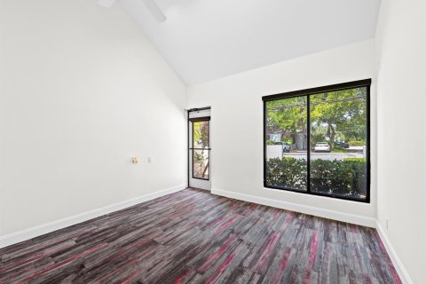 Propiedad comercial en venta en Fort Lauderdale, Florida № 2407598 - foto 7