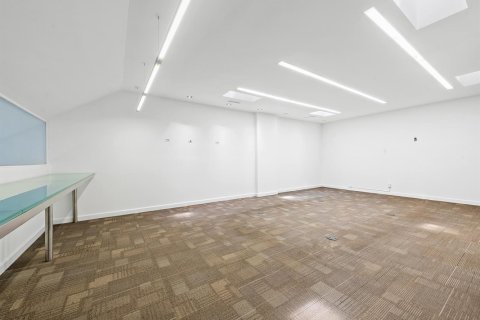Propiedad comercial en venta en Fort Lauderdale, Florida № 2407598 - foto 18