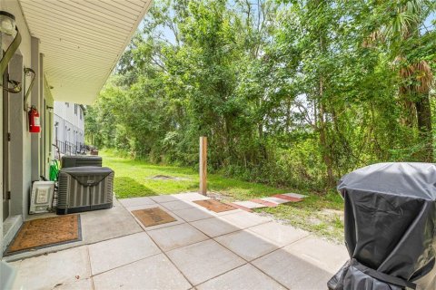 Townhouse in Tampa, Florida 3 bedrooms, 125.6 sq.m. № 1826533 - photo 23