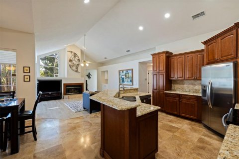 Villa ou maison à vendre à Palm Harbor, Floride: 4 chambres, 243.31 m2 № 2431121 - photo 12