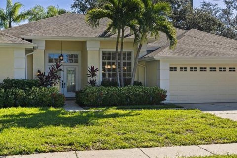 Villa ou maison à vendre à Palm Harbor, Floride: 4 chambres, 243.31 m2 № 2431121 - photo 2