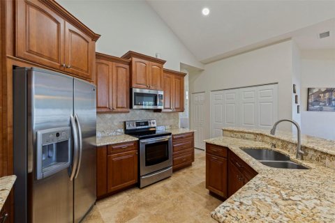 Villa ou maison à vendre à Palm Harbor, Floride: 4 chambres, 243.31 m2 № 2431121 - photo 9