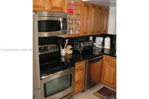 Copropriété à louer à Miami Beach, Floride: 2 chambres, 71.91 m2 № 1969453 - photo 5