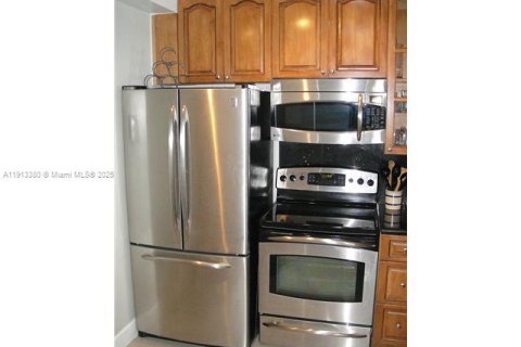 Copropriété à louer à Miami Beach, Floride: 2 chambres, 71.91 m2 № 1969453 - photo 4