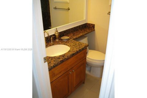 Copropriété à louer à Miami Beach, Floride: 2 chambres, 71.91 m2 № 1969453 - photo 14