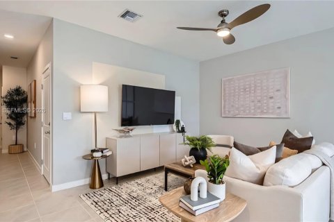 Adosado en alquiler en Florida City, Florida, 3 dormitorios, 128.3 m2 № 2030728 - foto 12