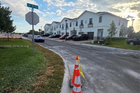 Adosado en alquiler en Florida City, Florida, 3 dormitorios, 128.3 m2 № 2030728 - foto 22