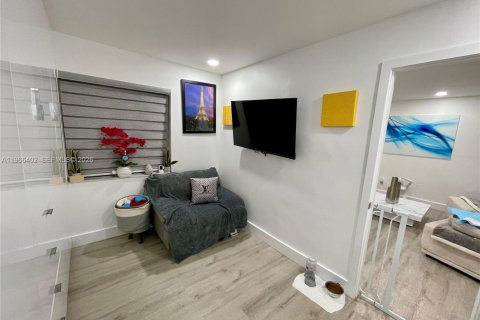 Купить кондоминиум в Майами, Флорида 3 спальни, 102.1м2, № 2027994 - фото 14