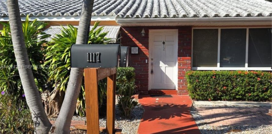 Дом в Форт-Лодердейл, Флорида 2 спальни, 92.9м2 № 1988213