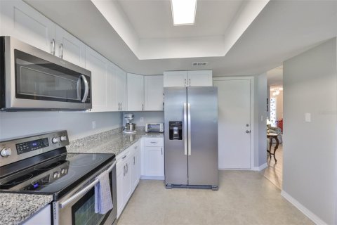 Condominio en venta en Sun City Center, Florida, 2 dormitorios, 111.76 m2 № 1676082 - foto 5
