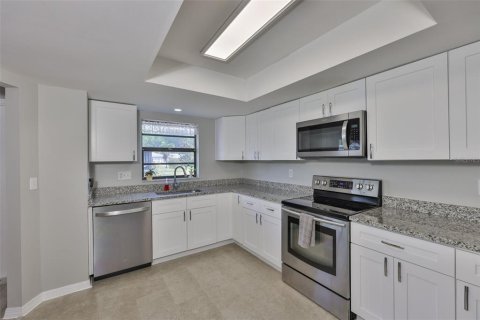 Condominio en venta en Sun City Center, Florida, 2 dormitorios, 111.76 m2 № 1676082 - foto 7
