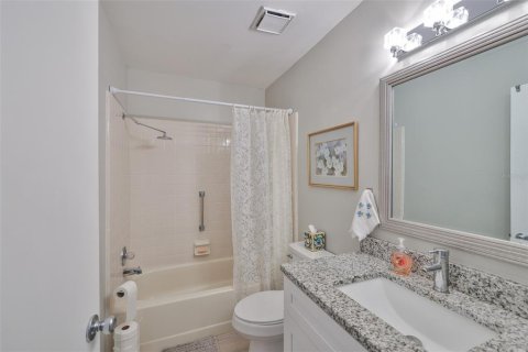 Condominio en venta en Sun City Center, Florida, 2 dormitorios, 111.76 m2 № 1676082 - foto 14