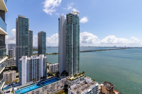 Condominio en venta en Miami, Florida, 2 dormitorios, 106.19 m2 № 2154890 - foto 23
