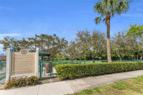 Townhouse in West Palm Beach, Florida 2 bedrooms, 125.42 sq.m. № 1692142 - photo 27