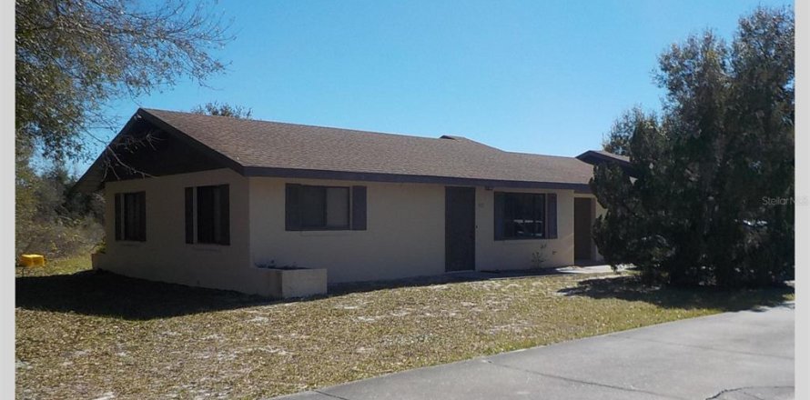 Appartement à Lake Wales, Floride 2 chambres, 175.59 m2 № 1396706