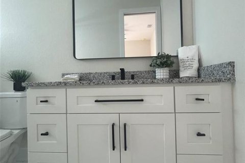 Купить виллу или дом в Норт-Порт, Флорида 9 комнат, 181.62м2, № 2221710 - фото 28