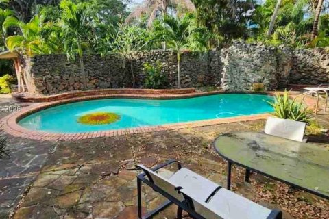 Casa en Miami, Florida 3 dormitorios, 177.07 m2 № 2008031