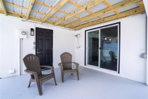 House in Largo, Florida 2 bedrooms, 95.69 sq.m. № 1754736 - photo 29